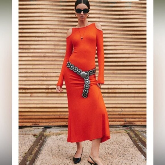 NWT UO Silence + Noise Xandra Knit Cold Shoulder Orange Maxi Dress - Picture 4 of 7